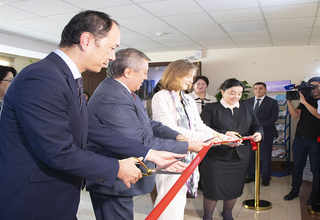 Ribbon cutting ceremony with the UNFPA Regional Director for EECA