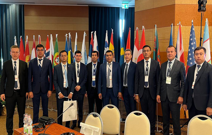Delegation of Uzbekistan consisted of men in suits