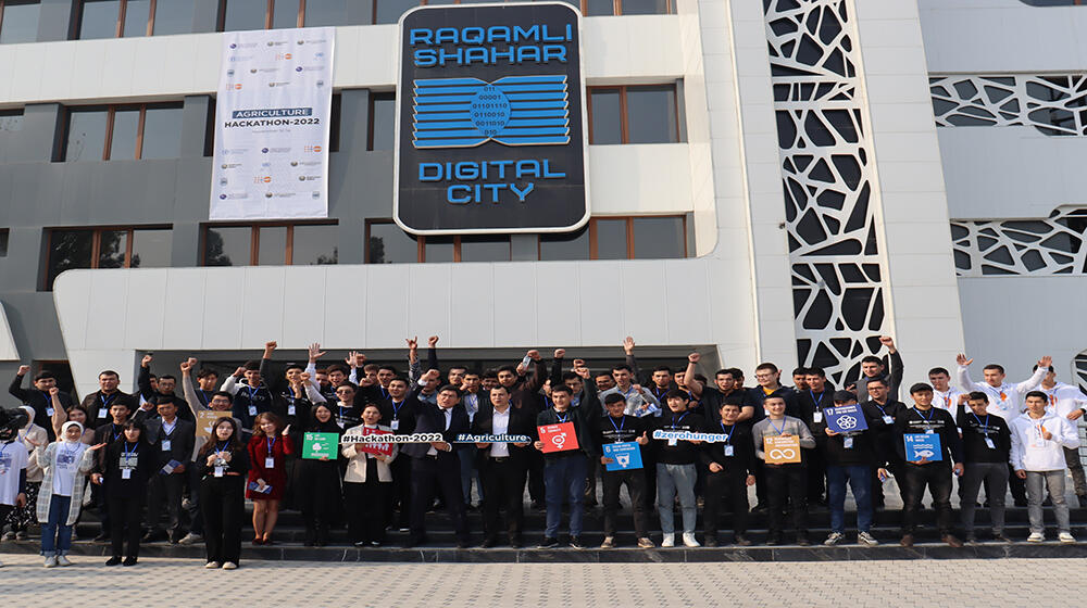 group of people -participants of the hackhaton are standing