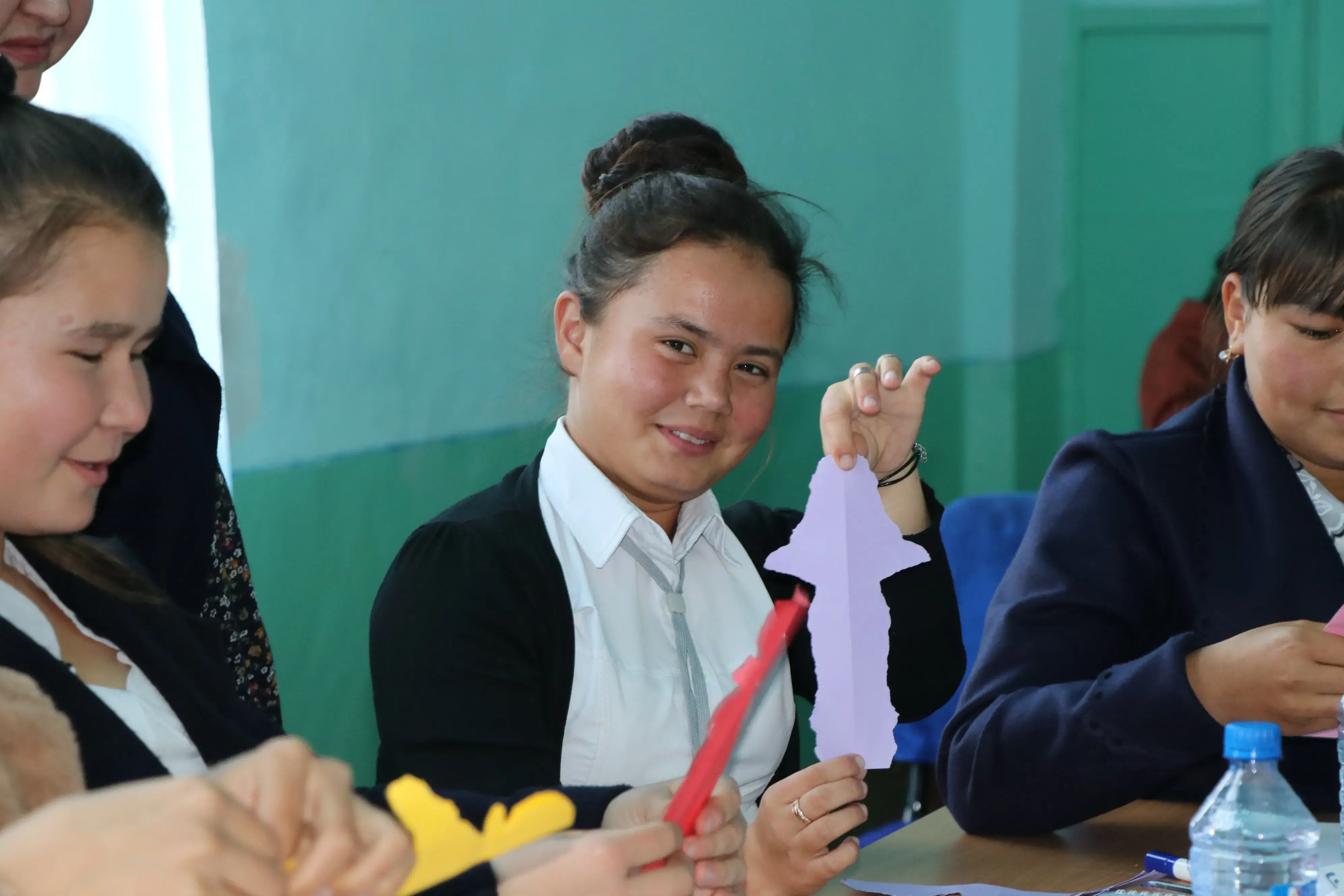 Peer-to-peer education program for adolescents girls piloted in Jizzakh province