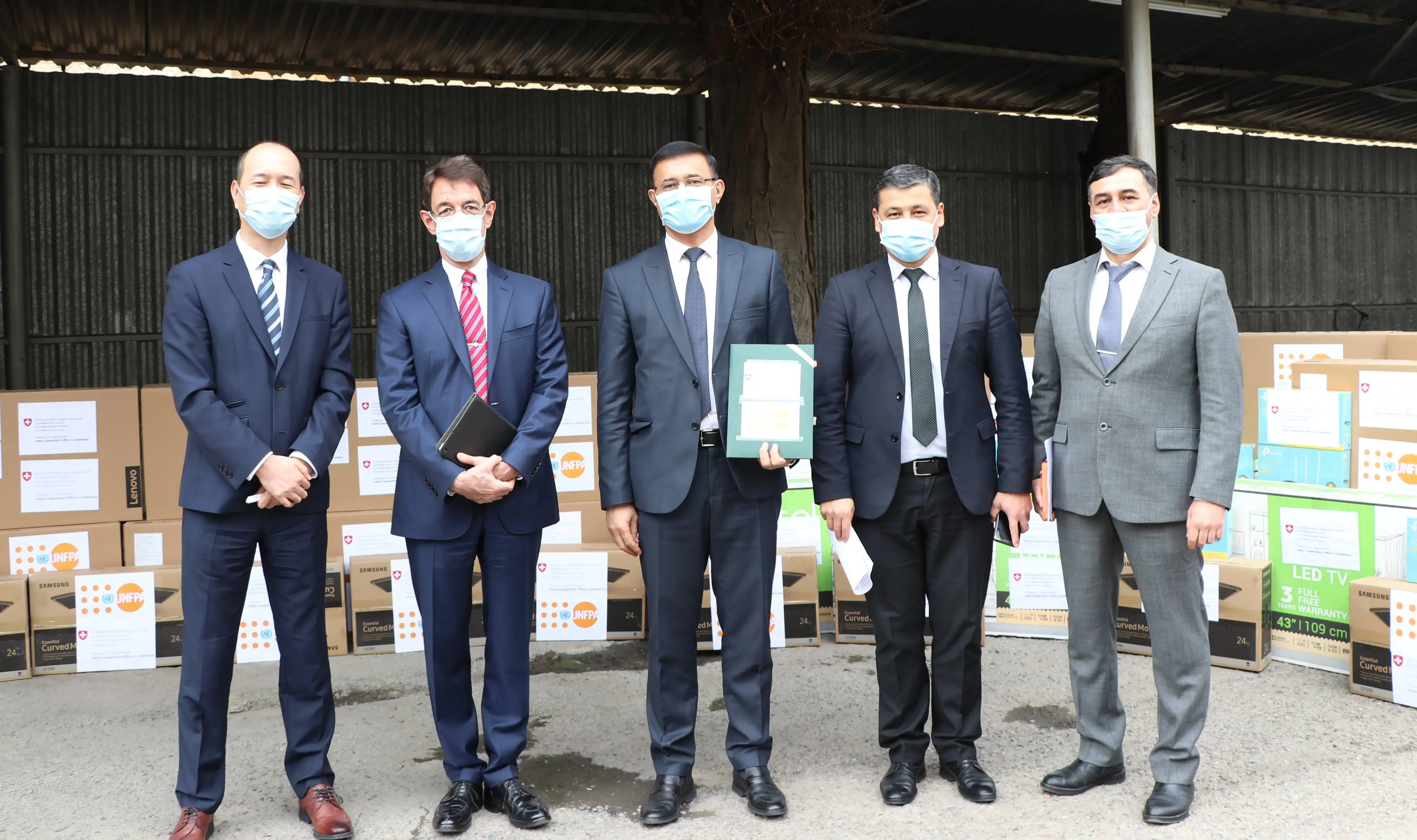 The United Nations Population Fund (UNFPA) and the Embassy of Switzerland deliver IT equipment to the State Committee of Statistics of the Republic of Uzbekistan